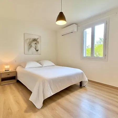 La Maison Des Copains A Villa